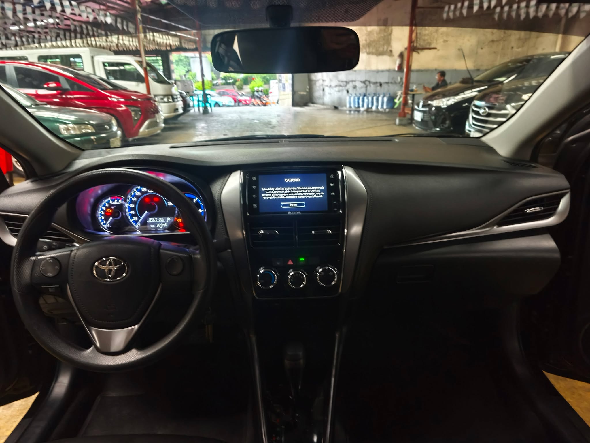 2025 TOYOTA VIOS XLE AT GAS (NHT1337) - Image 2
