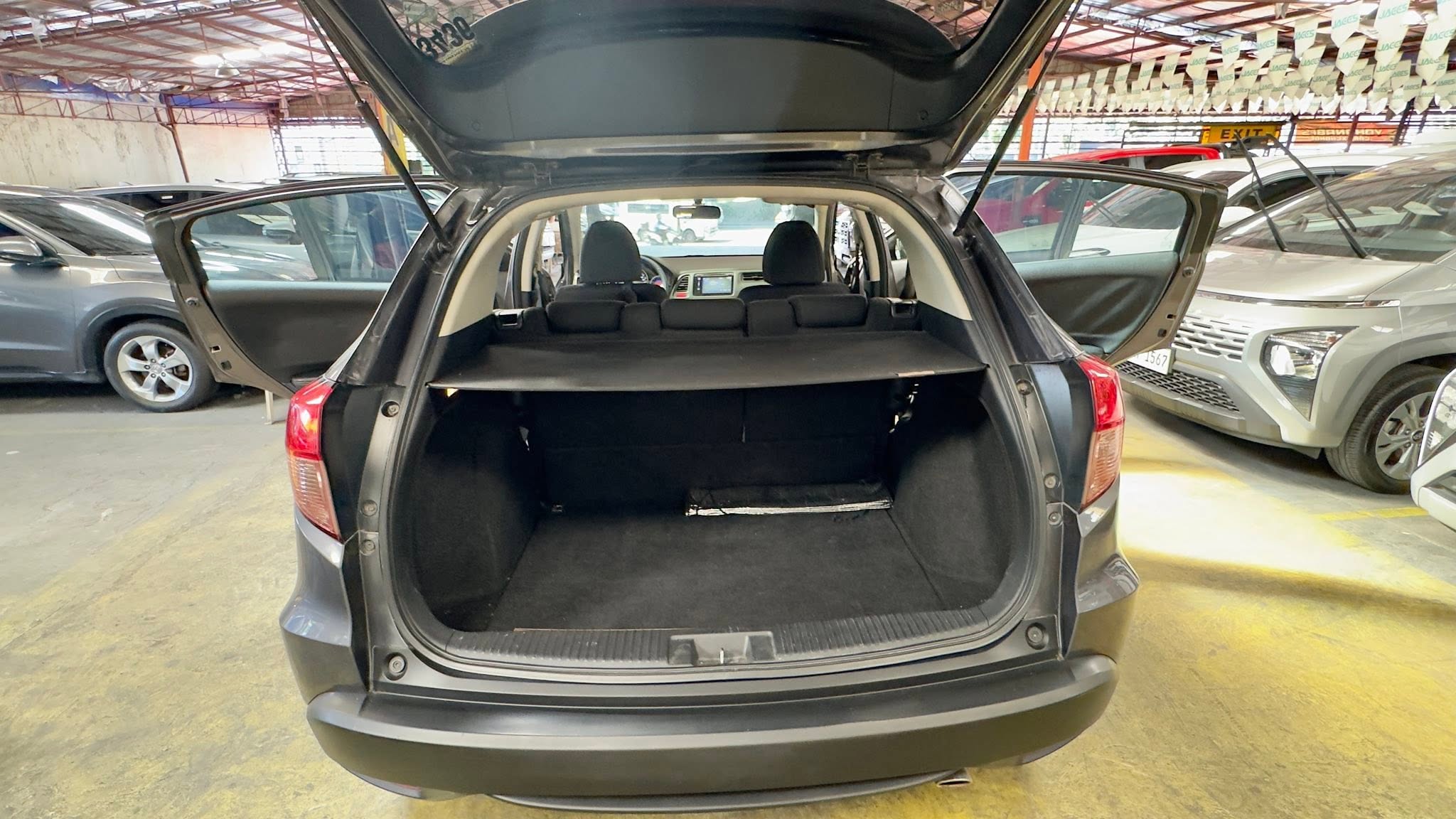 2015 HONDA HRV AT GAS - Image 2