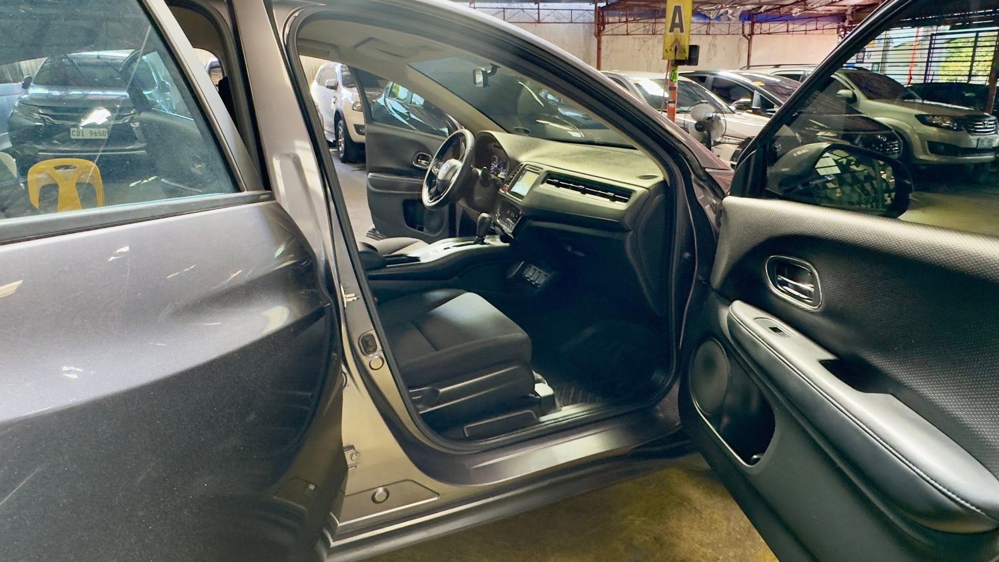 2015 HONDA HRV AT GAS - Image 4