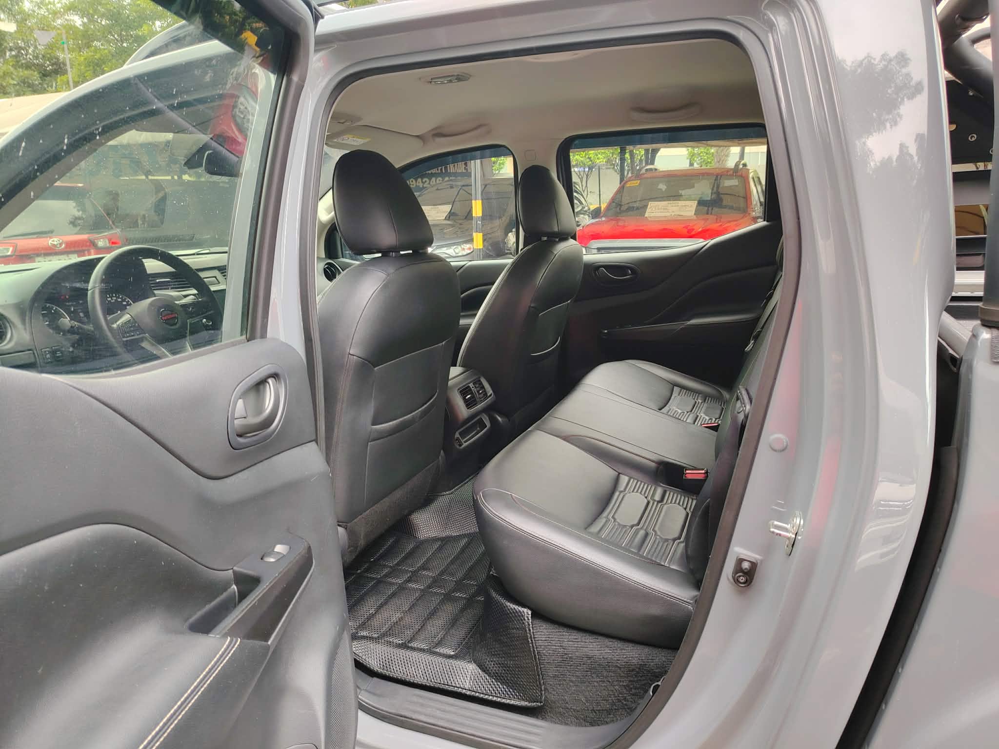 2023 NISSAN PRO 4X 4X4 AT DIESEL (EAH1710) - Image 6