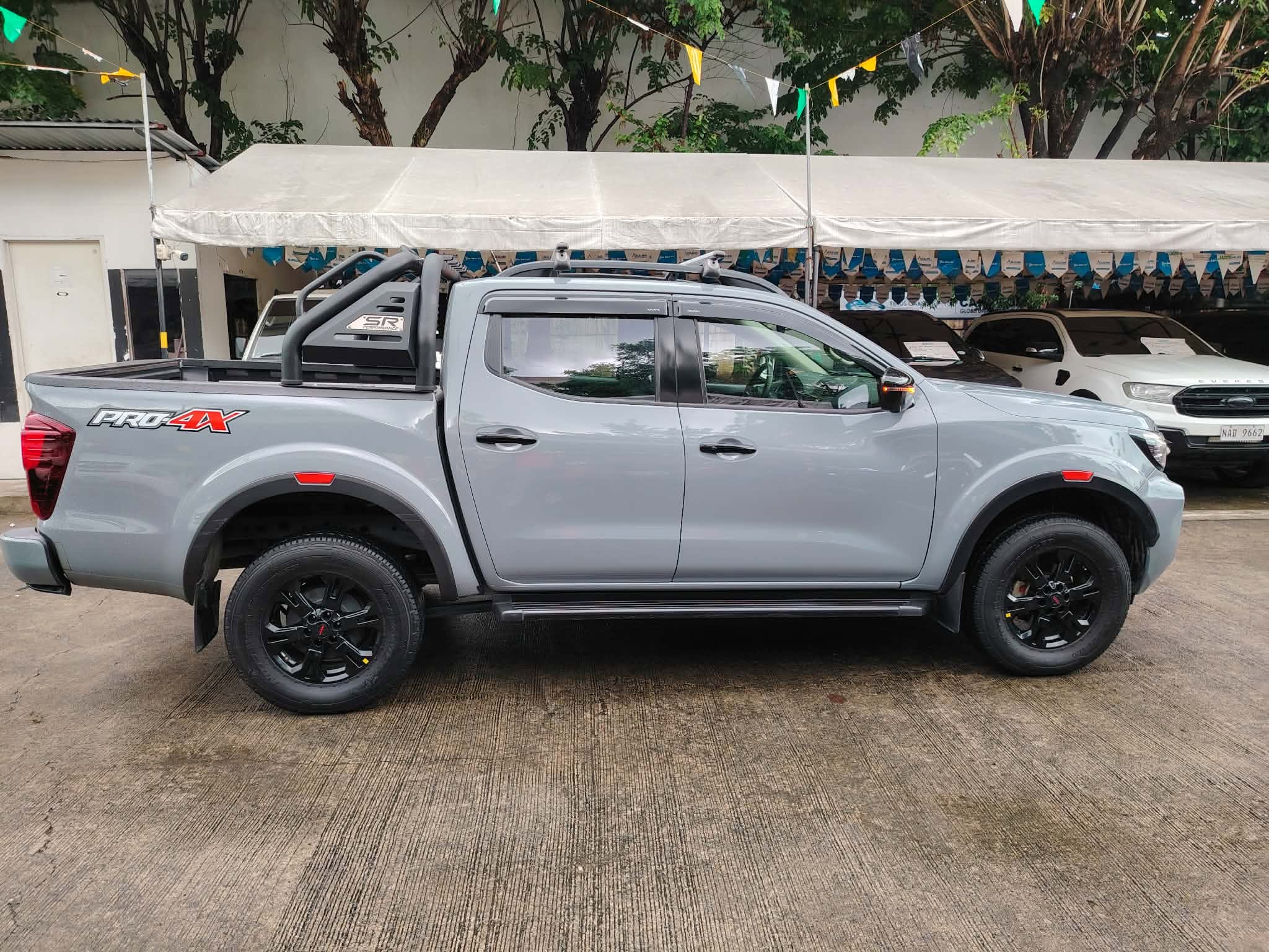 2023 NISSAN PRO 4X 4X4 AT DIESEL (EAH1710) - Image 10