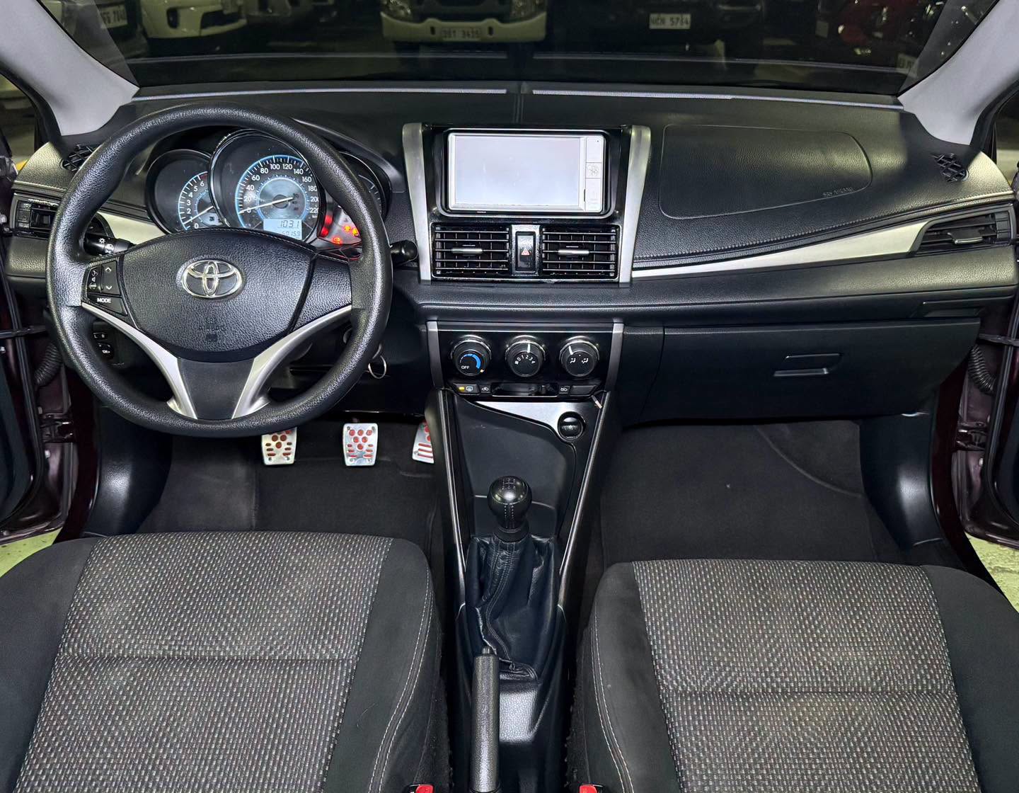 2017 TOYOTA VIOS E 1.3 MANUAL GAS - Image 5