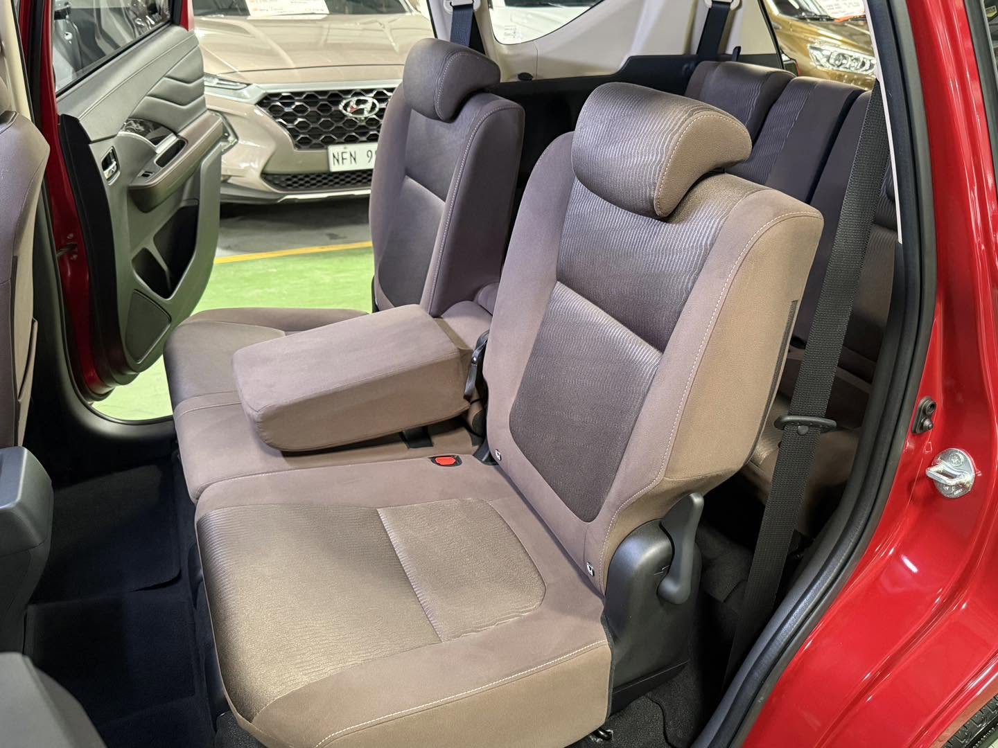 2026 NISSAN LIVINA VE 1.5 AT GAS - Image 6