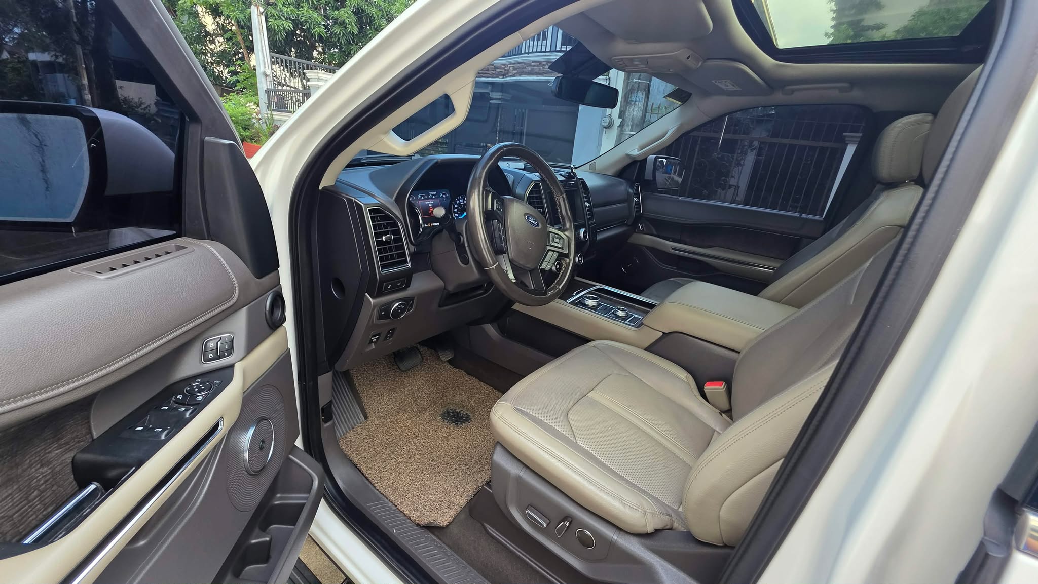 2019 FORD EXPEDITION MAX LIMITED 4X4 AT GAS - Image 2