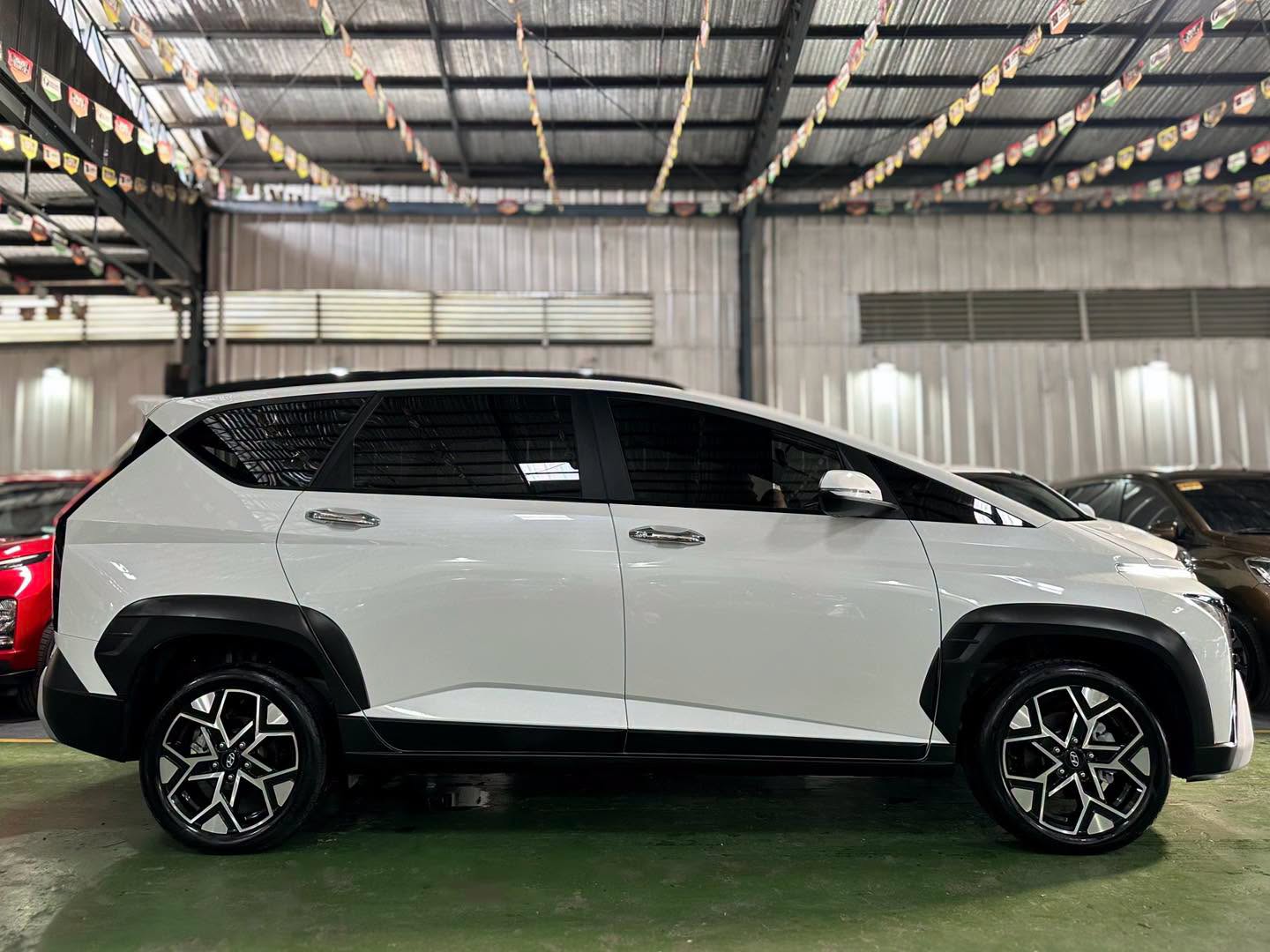 2025 HYUNDAI STARGAZER X 1.5L  AT GAS - Image 2