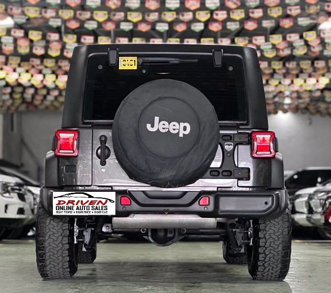 2017 JEEP WRANGLER JK UNLIMITED SPORT 3.6L V6 4x4 AT GAS - Image 3