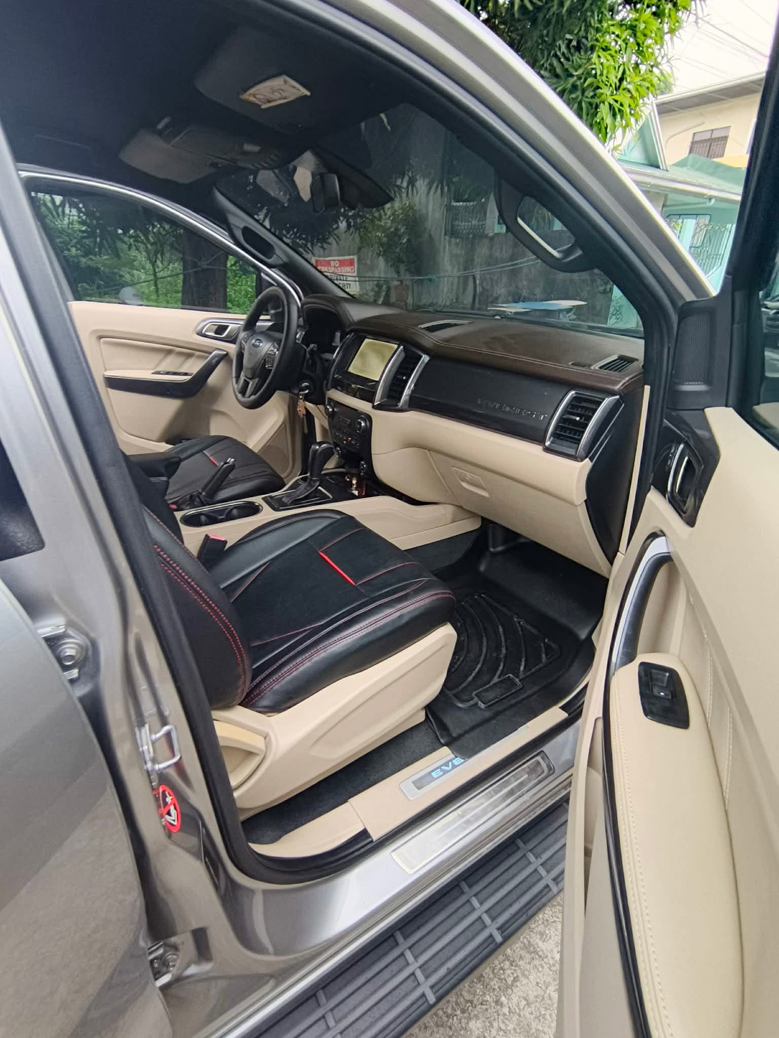 2016 FORD EVEREST TITANIUM 2.2L 4x2 AT DIESEL - Image 5
