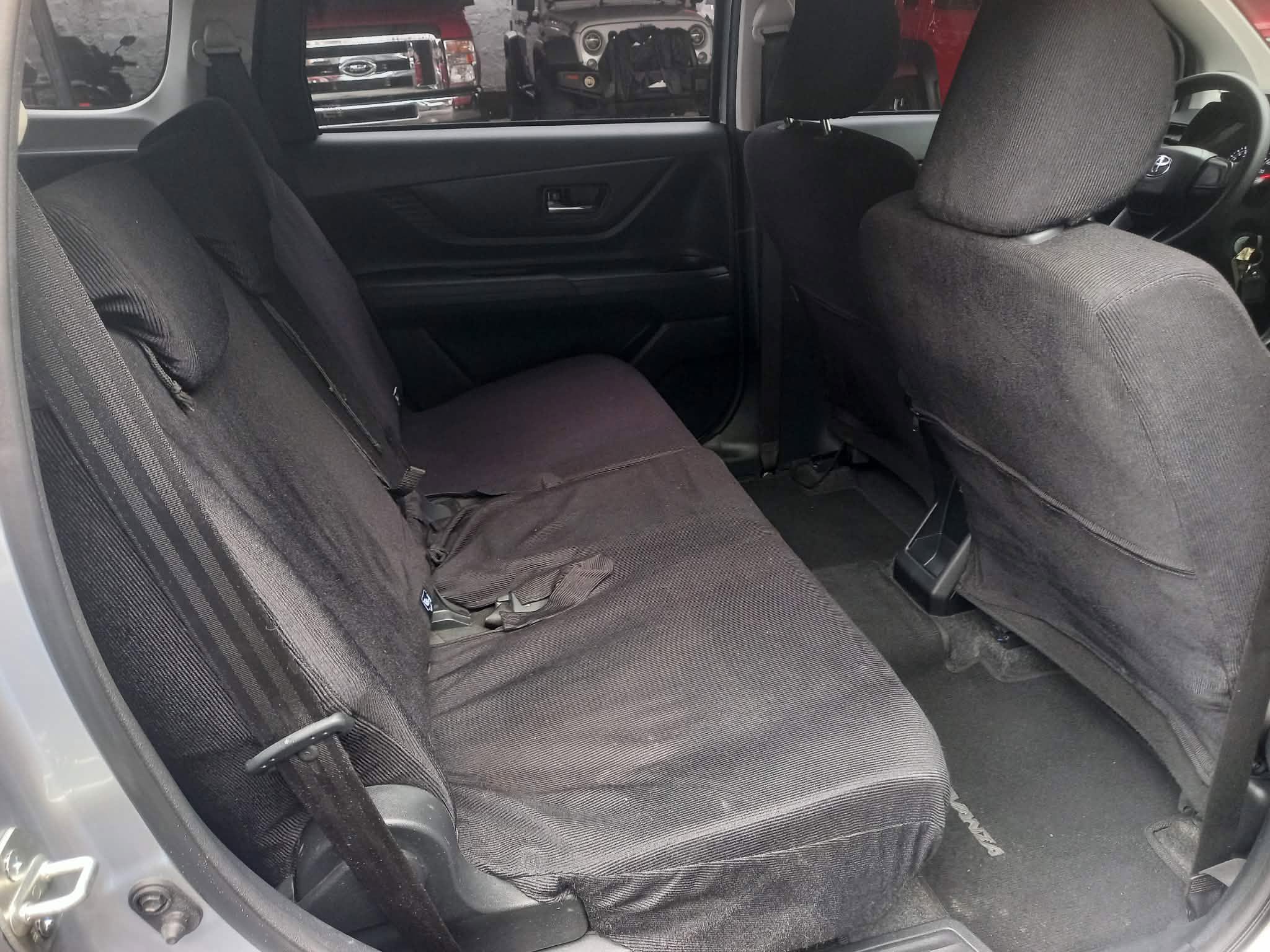 2025 TOYOTA AVANZA E AT GAS (NLA9950) - Image 3