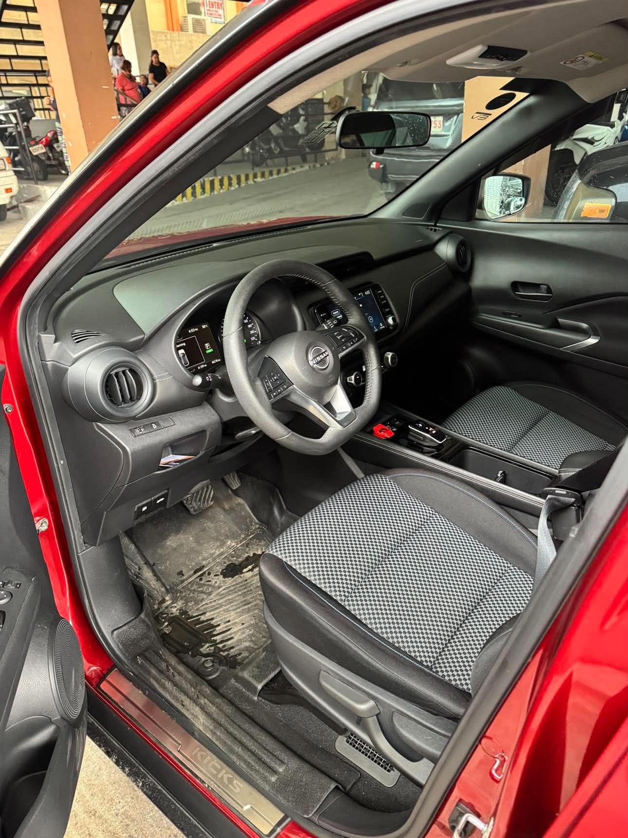 2023 NISSAN KICKS HYBRID AT GAS - Image 2