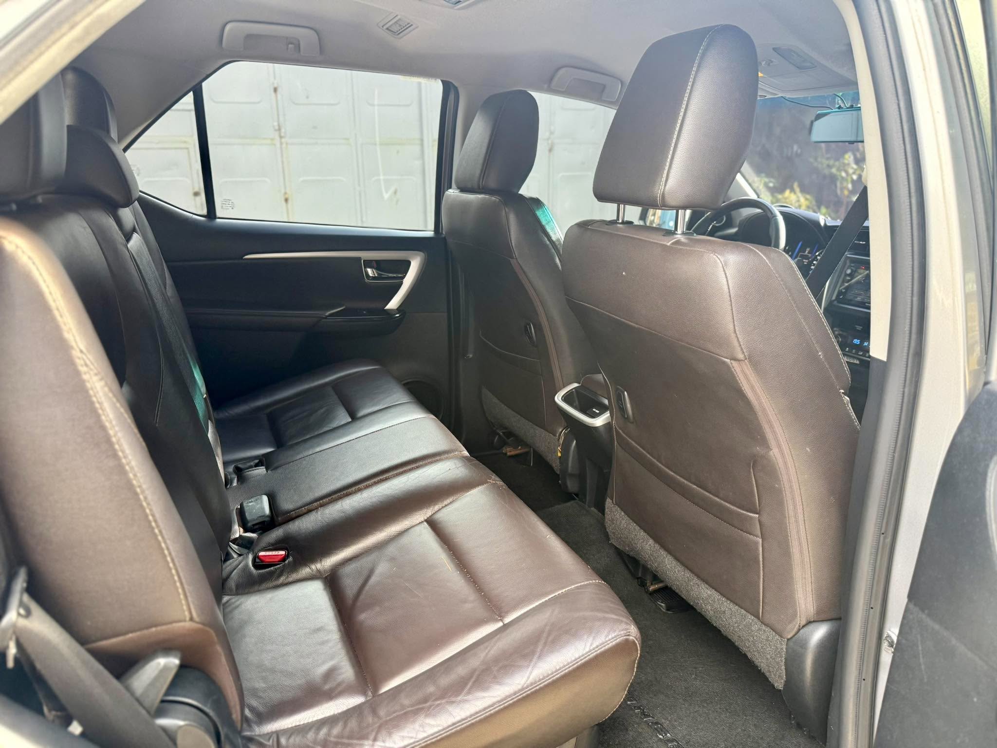 2017 TOYOTA FORTUNER V 4X2 AT DIESEL (NAD4241) - Image 3