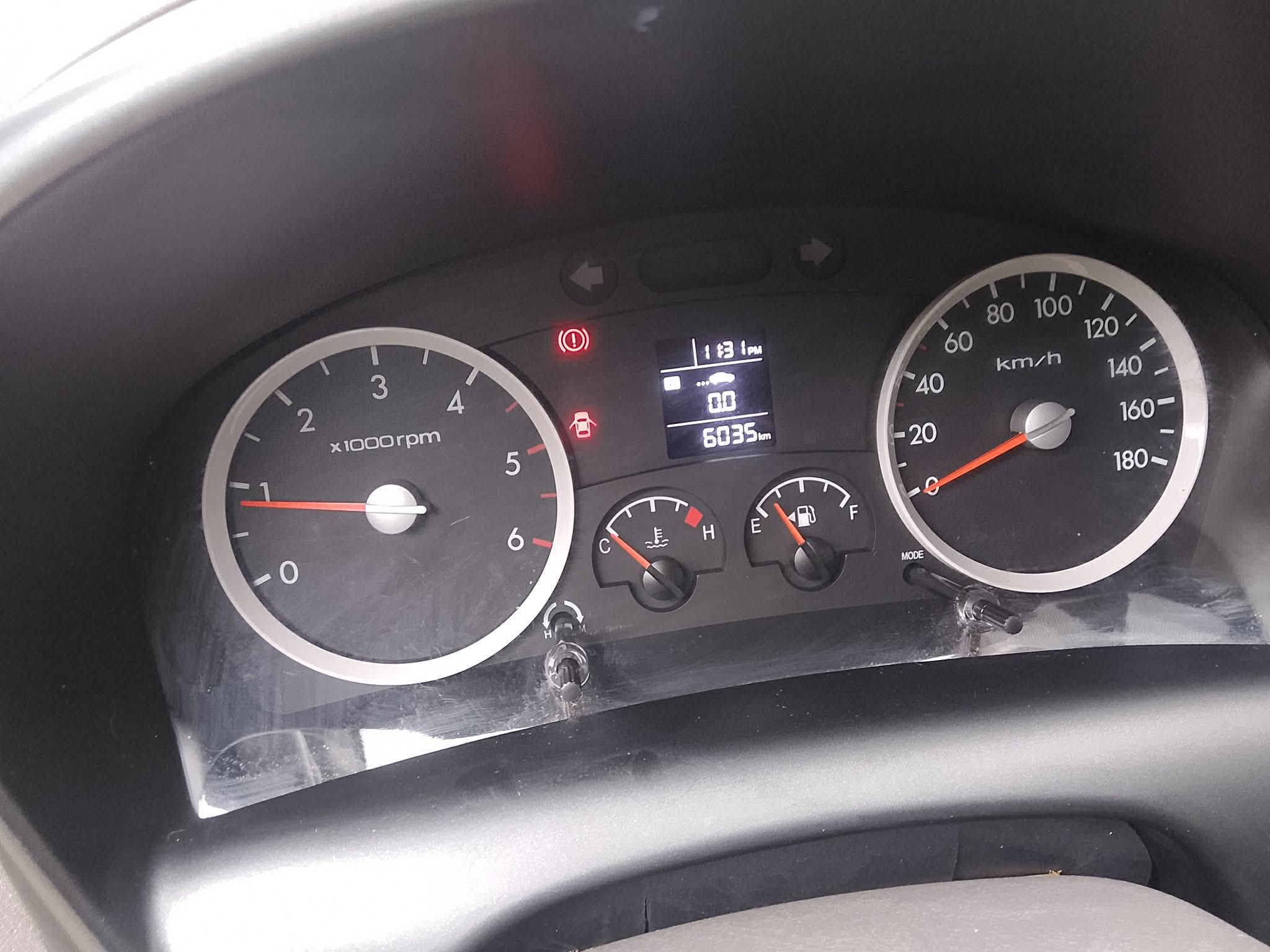 2025 HYUNDAI H100 2.5 CRDI MANUAL DIESEL - Image 3