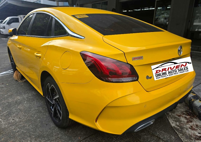 2025 MG GT SPORT AT GAS - Image 2