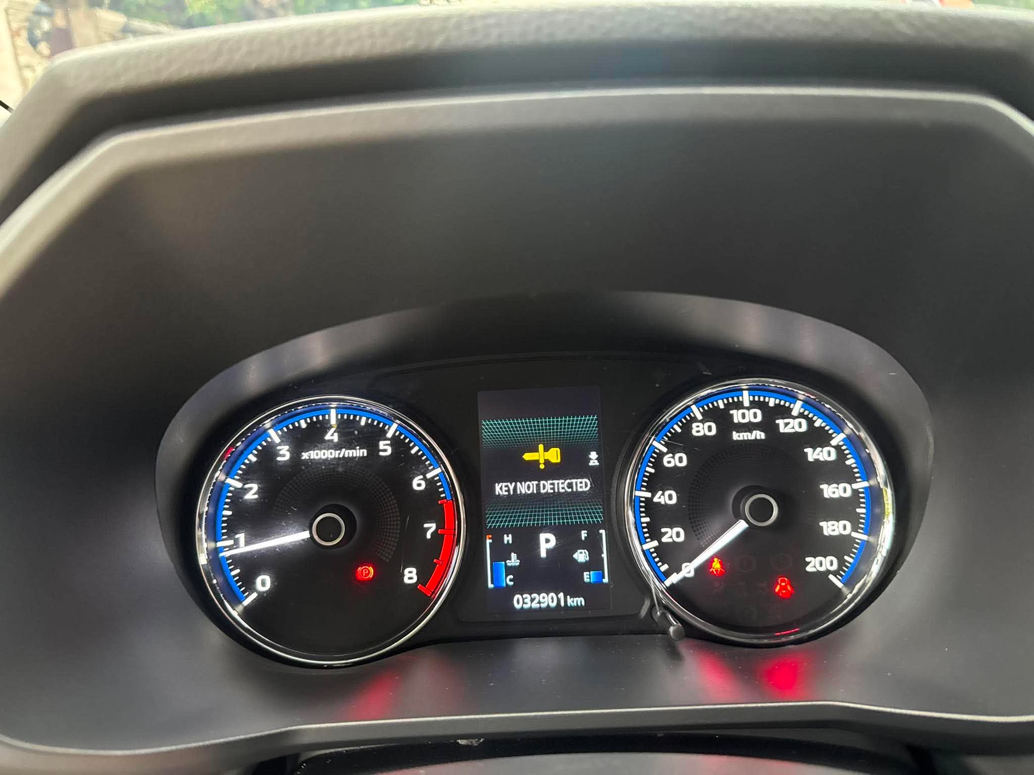 2023 MITSUBISHI XPANDER GLS AT GAS (DAR8057) - Image 5