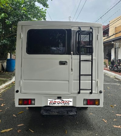 2022 ISUZU TRAVIZ MANUAL DIESEL - Image 3